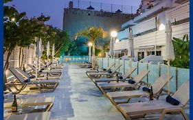 Palm Suites
